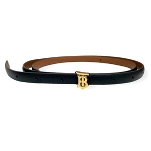 BURBERRY reversible women’s belt. Excellent condition. Black & Brown SZ SMALL